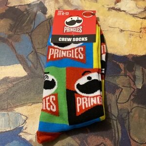 1 Pair of Crew Socks